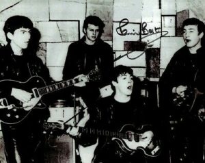 PETE BEST SIGNED THE BEATLES PHOTO W/ HOLOGRAM COA  COLLECTIBLE MEMORABILIA