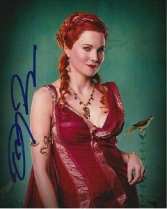 LUCY LAWLESS SIGNED SPARTACUS PHOTO W/ HOLOGRAM COA  COLLECTIBLE MEMORABILIA