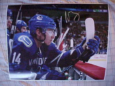 VANCOUVER CANUCKS ALEXANDRE BURROWS SIGNED 16X20  COLLECTIBLE MEMORABILIA