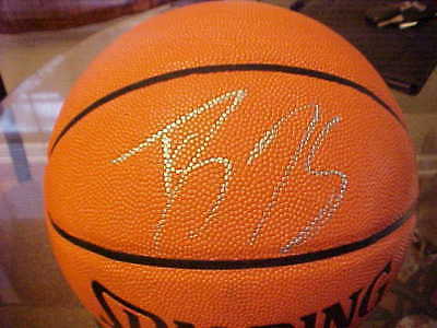 ORLANDO MAGIC DWIGHT HOWARD SIGNED BASKETBALL Collectible Memorabilia