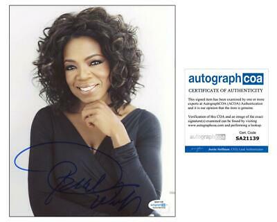 Oprah Winfrey AUTOGRAPH Signed 8x10 Photo M ACOA Collectible ...
