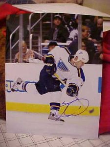 ST. LOUIS BLUES KEITH TKACHUK SIGNED 11X14  COLLECTIBLE MEMORABILIA