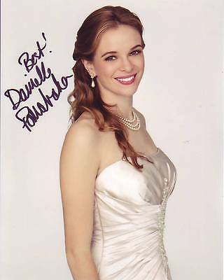 DANIELLE PANABAKER SIGNED AUTOGRAPHED PHOTO  COLLECTIBLE MEMORABILIA