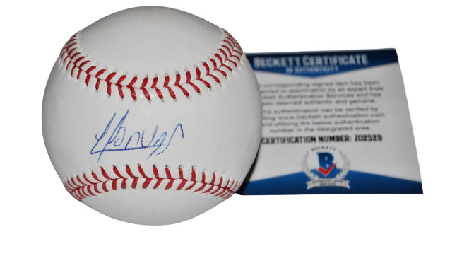YOAN MONCADA signed (CHICAGO WHITE SOX) 2017 Futures MLB baseball BECKETT BAS Collectible Memorabilia