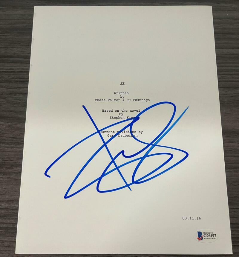 BILL SKARSGARD SIGNED IT SCRIPT PENNYWISE AUTHENTIC AUTOGRAPH BECKETT COA