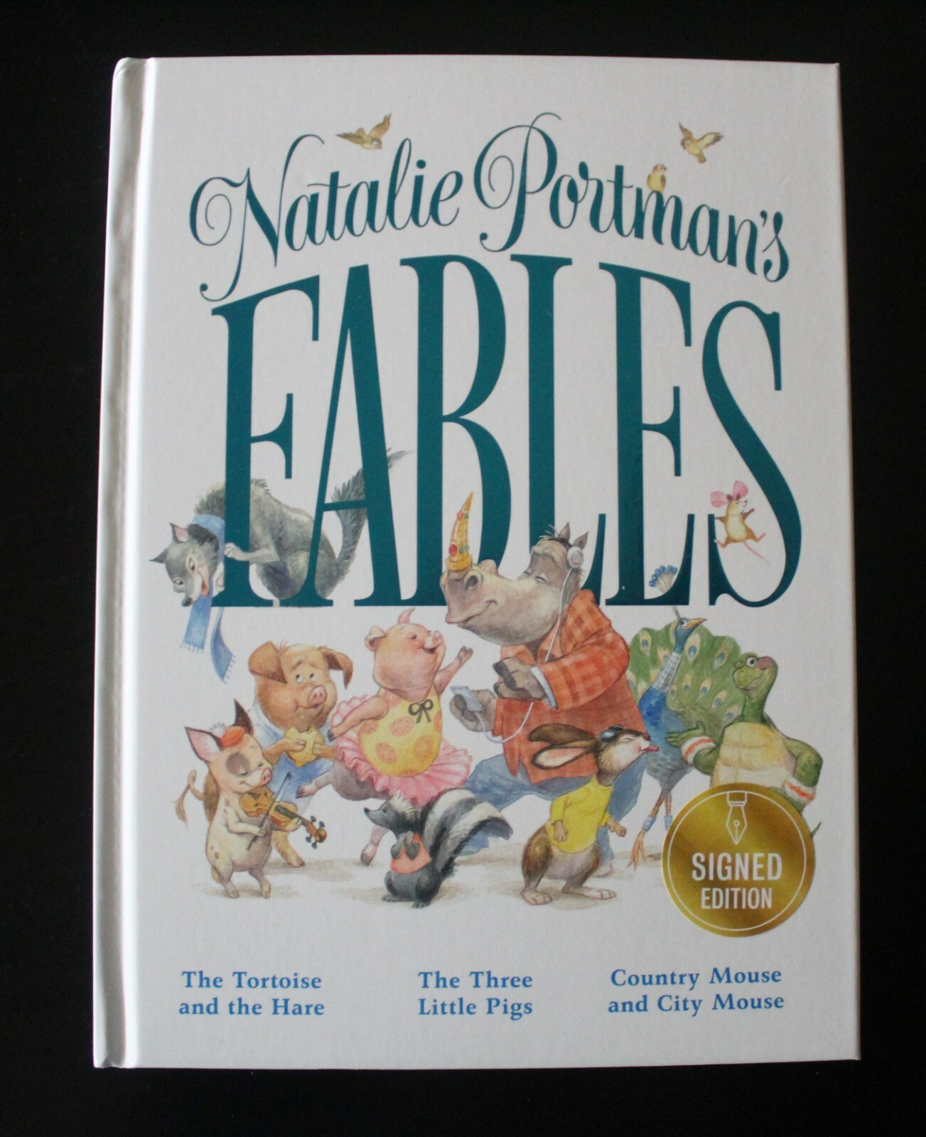 NATALIE PORTMAN Signed FABLES 1st EDITION BOOK W/BECKETT LOA A48487