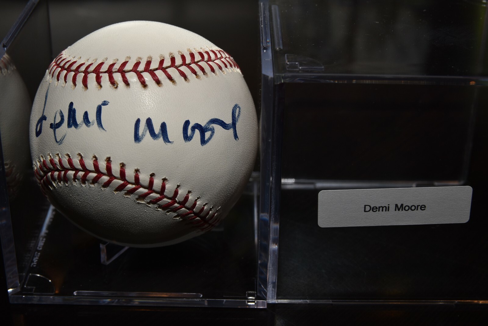 DEMI MOORE signed autographed RAWLINGS baseball