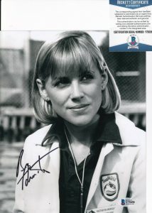 BESS ARMSTRONG SIGNED (JAWS 3-D) KATHRYN MORGAN 8X10 PHOTO BECKETT BAS Y75058 COLLECTIBLE MEMORABILIA