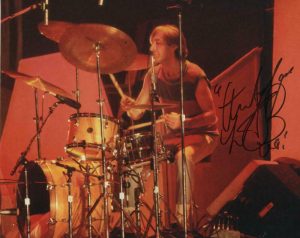 CHARLIE WATTS SIGNED AUTOGRAPH 8X10 PHOTO – ROLLING STONES IT’S ONLY ROCK N ROLL COLLECTIBLE MEMORABILIA