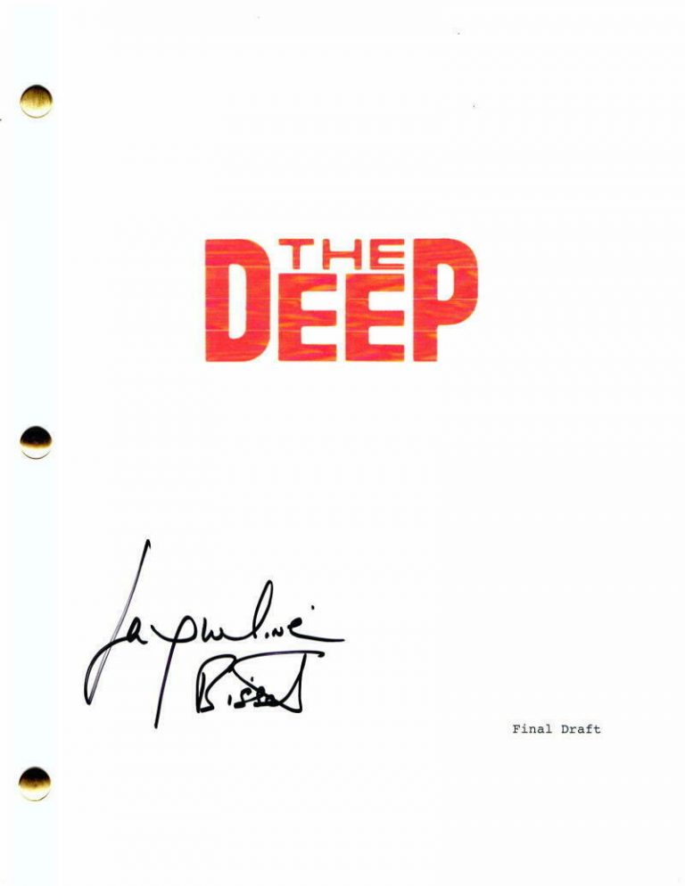 JACQUELINE BISSET SIGNED AUTOGRAPH THE DEEP FULL MOVIE SCRIPT – HOT, SEXY BABE COLLECTIBLE MEMORABILIA
