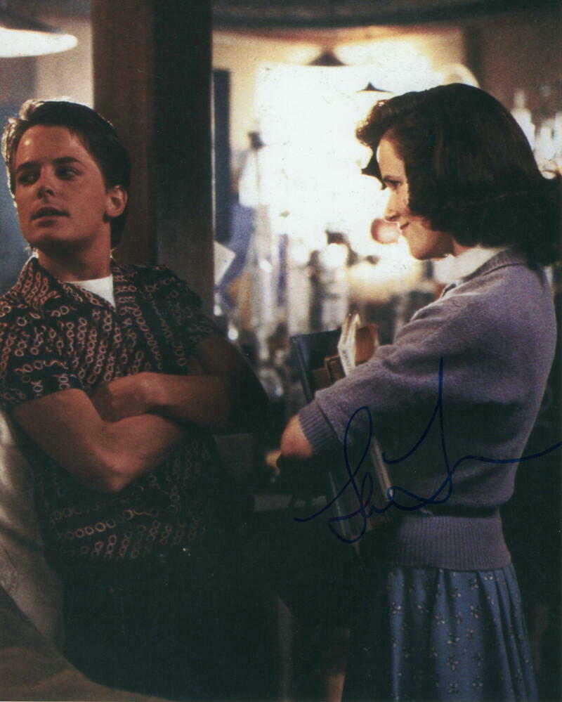 Lea Thompson Signed Autograph 8x10 Photo Lorraine Baines Back To The Future Autographia