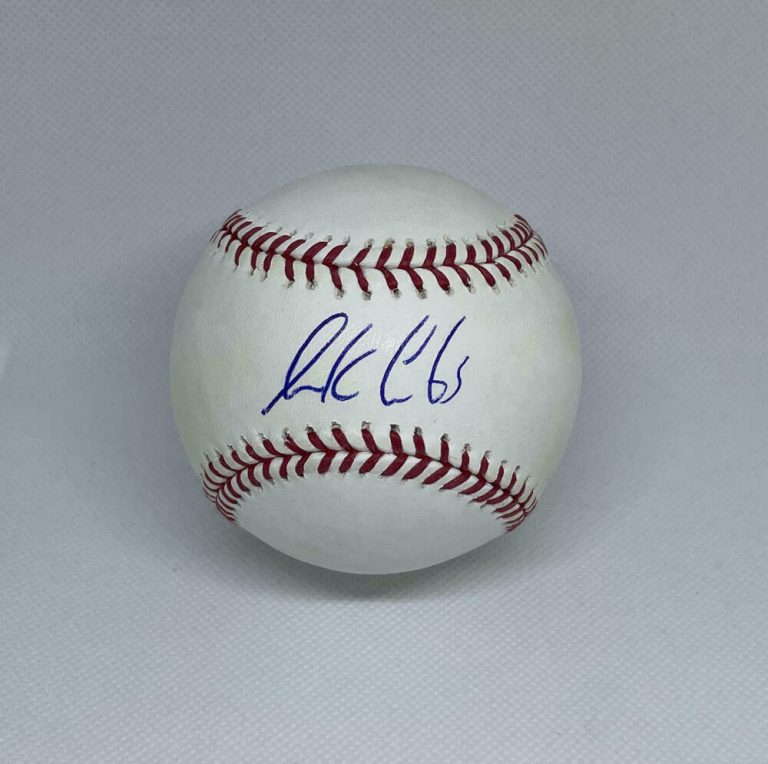LUKE COMBS SIGNED AUTOGRAPH OMLB BASEBALL – COUNTRY MUSIC, THIS ONE’S FOR YOU COLLECTIBLE MEMORABILIA
