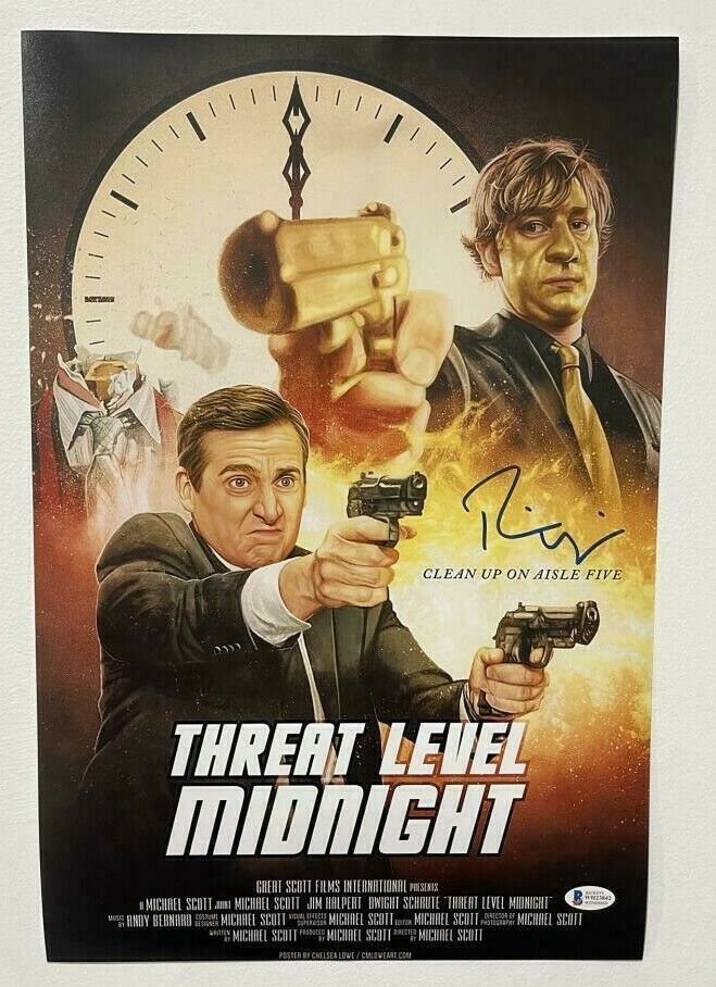 RAINN WILSON DWIGHT SCHRUTE SIGNED 12X18 PHOTO THREAT LEVEL MIDNIGHT ...