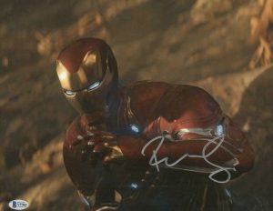ROBERT DOWNEY JR SIGNED 11X14 PHOTO IRON MAN MARVEL AUTOGRAPH BECKETT COA A COLLECTIBLE MEMORABILIA