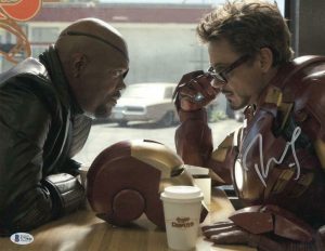 ROBERT DOWNEY JR SIGNED 11X14 PHOTO IRON MAN MARVEL AUTOGRAPH BECKETT COA E COLLECTIBLE MEMORABILIA