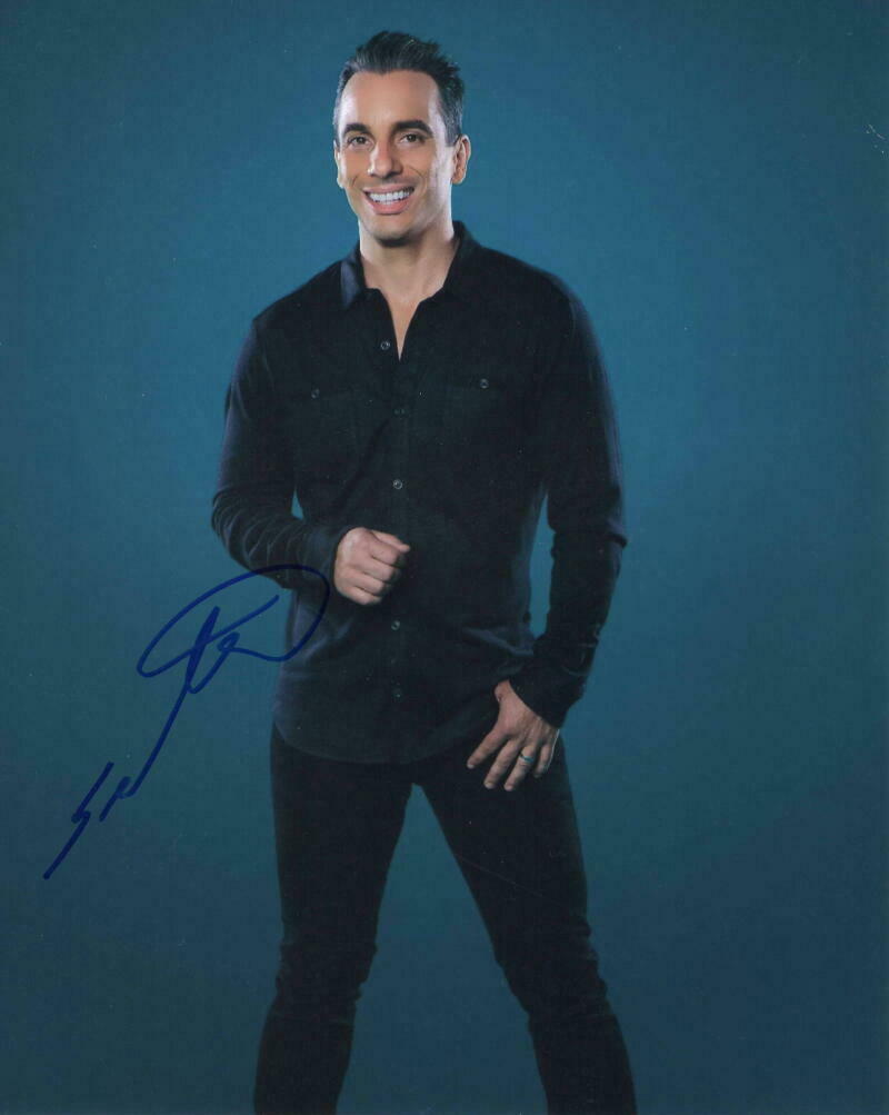 SEBASTIAN MANISCALCO SIGNED AUTOGRAPH 8x10 PHOTO - THE IRISHMAN, GREEN