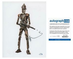 TAIKA WAITITI “THE MANDALORIAN” AUTOGRAPH SIGNED ‘IG-11’ 8×10 PHOTO ACOA COLLECTIBLE MEMORABILIA