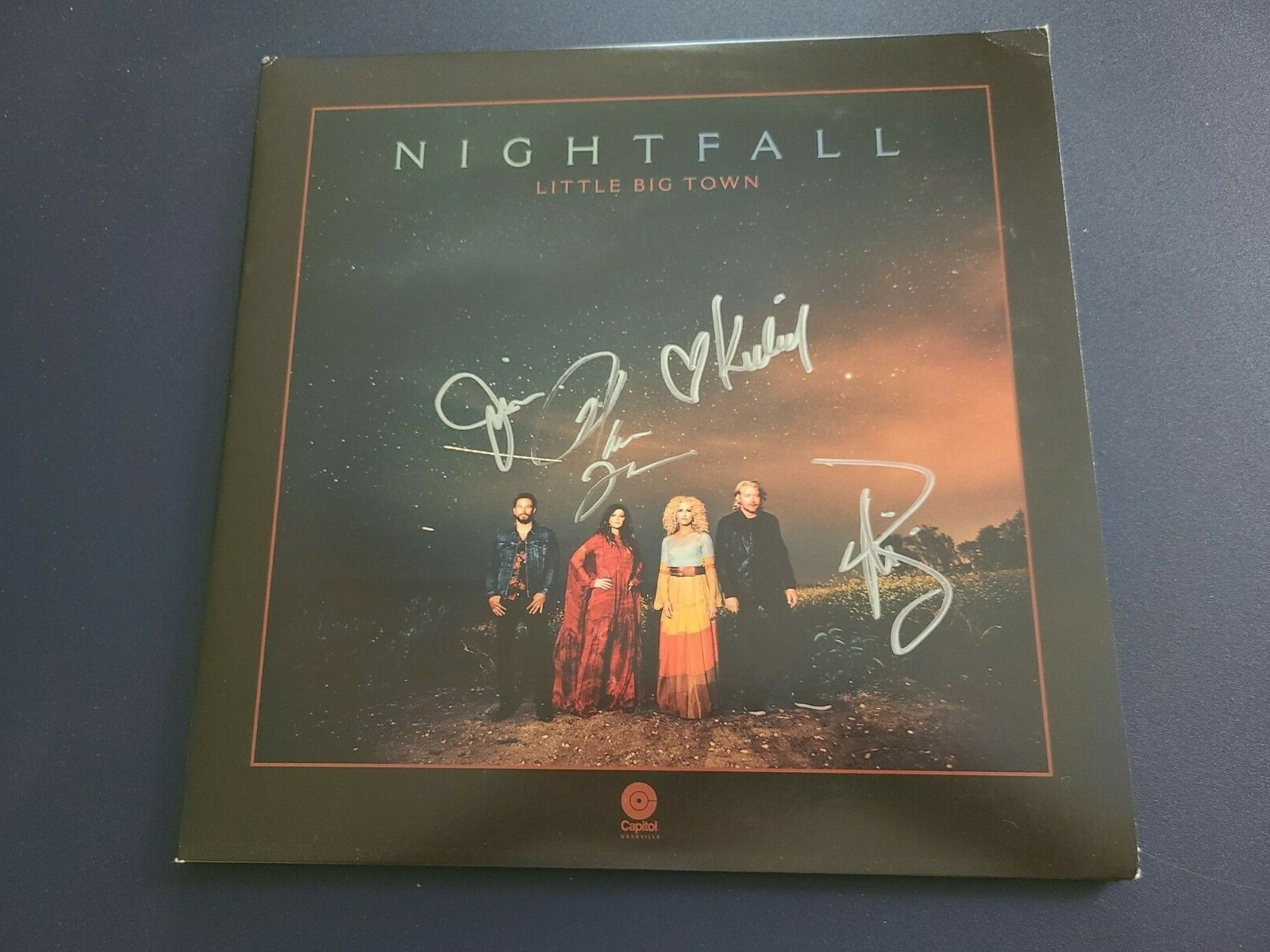 LITTLE BIG TOWN Signed Autographed Record LP Karen Kimberly Jimi & Phillip