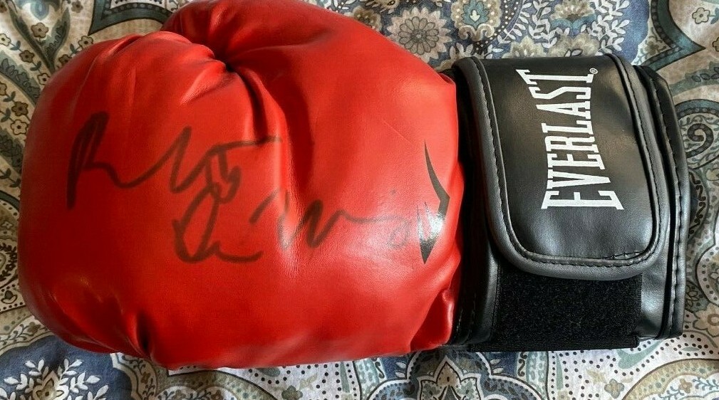 Robert Deniro Signed autographed Boxing Glove Everlast Beckett Authenticated COA