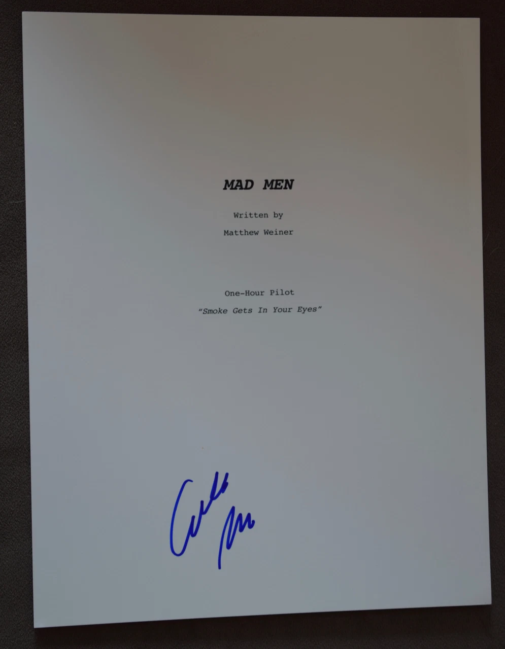 Elisabeth Moss Signed Autographed Mad Men Full TV Pilot Episode Script