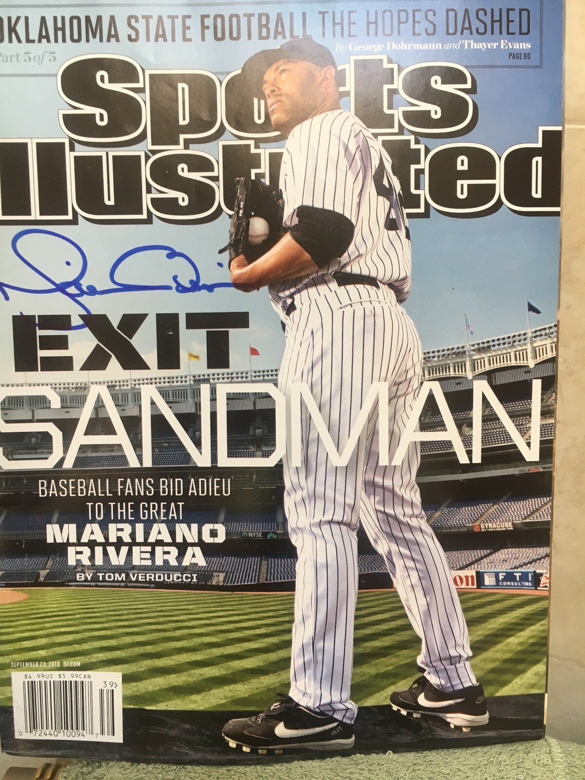 MARIANO RIVERA SIGNED AUTOGRAPH SPORTS ILLUSTRATED NEW YORK YANKEES COA AUTO D