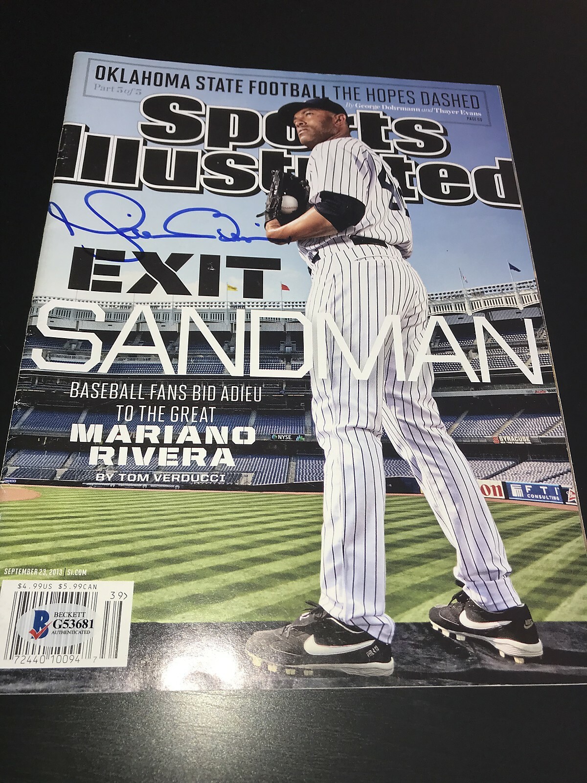 MARIANO RIVERA SIGNED AUTOGRAPH SPORTS ILLUSTRATED YANKEES BASEBALL BECKETT BAS