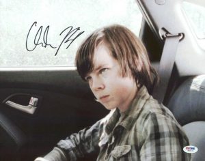 CHANDLER RIGGS THE WALKING DEAD SIGNED AUTHENTIC 11X14 PHOTO PSA/DNA #W80744 COLLECTIBLE MEMORABILIA