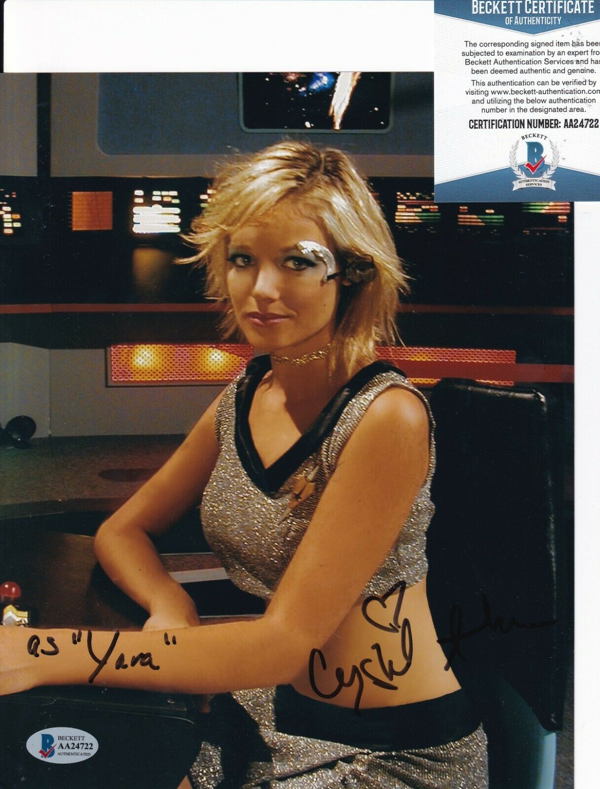 CRYSTAL ALLEN signed (STAR TREK) Conqueror Navigator Yara 8X10 BECKETT ...