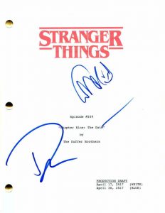 DACRE MONTGOMERY & DAVID HARBOUR SIGNED AUTOGRAPH STRANGER THINGS EPISODE SCRIPT COLLECTIBLE MEMORABILIA