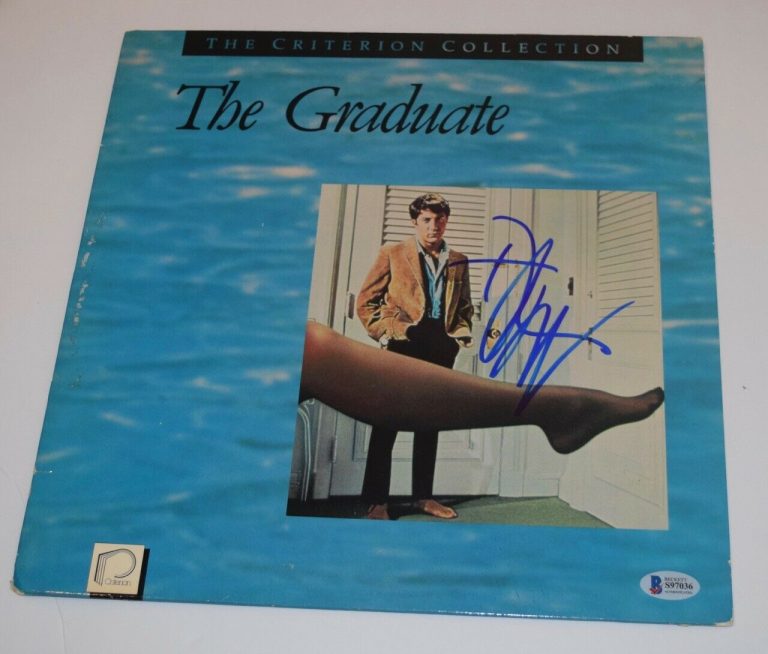 DUSTIN HOFFMAN SIGNED AUTOGRAPHED THE GRADUATE LASERDISC ALBUM COVER BECKETT COA COLLECTIBLE MEMORABILIA