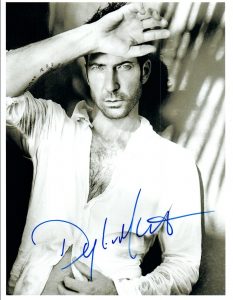 DYLAN MCDERMOTT SIGNED AUTOGRAPHED 8×10 PHOTO AMERICAN HORROR STORY COA VD COLLECTIBLE MEMORABILIA