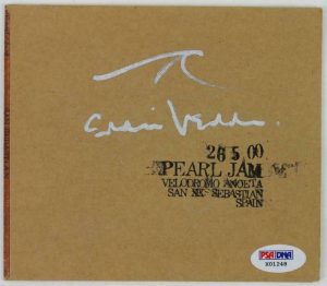 EDDIE VEDDER SIGNED PEARL JAM 26 5 00 VELODROMO ANOETA CD COVER PSA/DNA #X01248 COLLECTIBLE MEMORABILIA