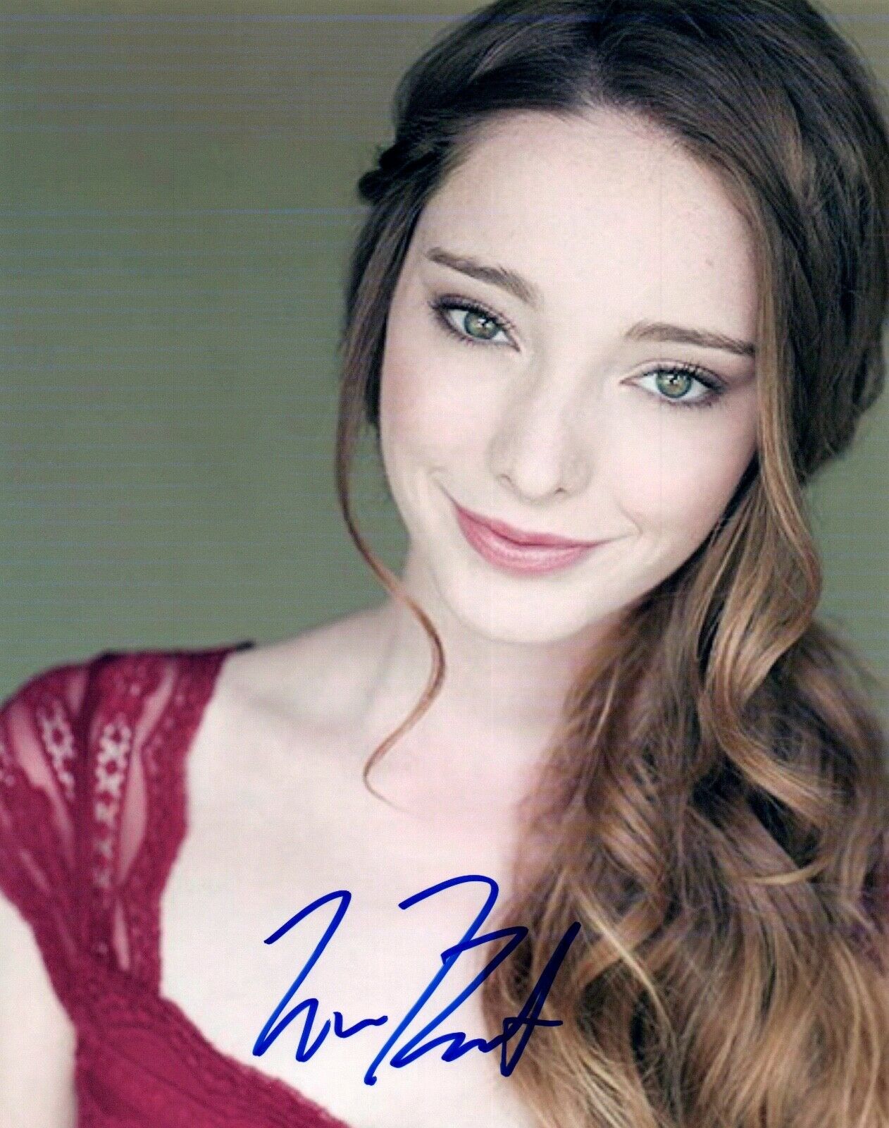 Emma Dumont Signed Autographed 8x10 Photo THE GIFTED Actress COA ...