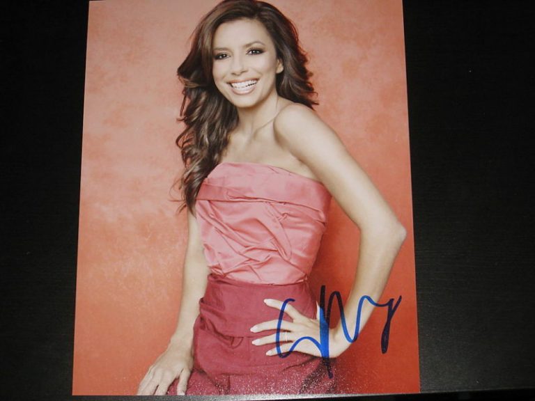 EVA LONGORIA SIGNED 8×10 DESPERATE HOUSEWIVES B COLLECTIBLE MEMORABILIA