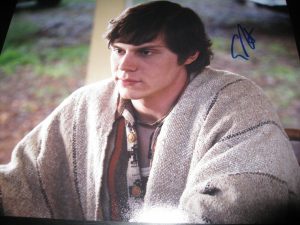 EVAN PETERS SIGNED AUTOGRAPH 8×10 AMERICAN HORROR STORY IN PERSON COA RARE NY F COLLECTIBLE MEMORABILIA