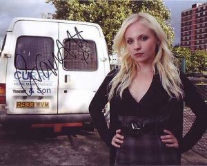 GEORGIA MOFFETT SIGNED AUTOGRAPHED DOCTOR WHO CASSIE RICE PHOTO COLLECTIBLE MEMORABILIA