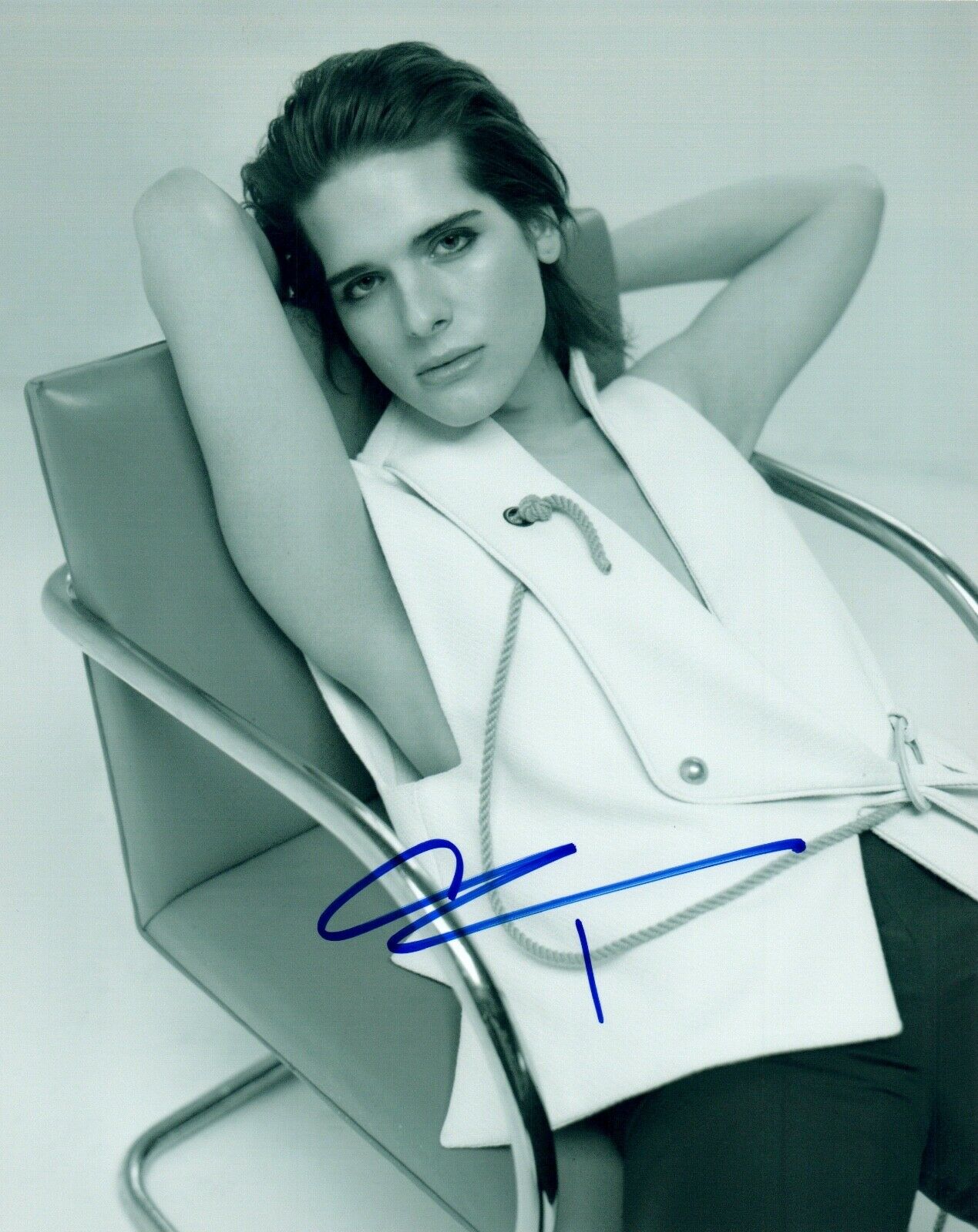 Hari Nef Signed Autograph 8x10 Photo Fashion Model Assassination Nation