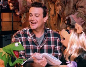 JASON SEGEL SIGNED AUTOGRAPH 8×10 PHOTO HOW I MET YOUR MOTHER THE MUPPETS COA VD COLLECTIBLE MEMORABILIA