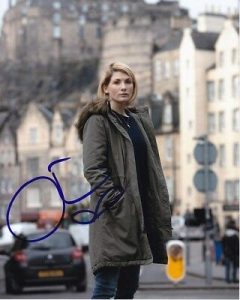 JODIE WHITTAKER SIGNED AUTOGRAPHED DOCTOR WHO PHOTO COLLECTIBLE MEMORABILIA