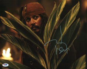 JOHNNY DEPP PIRATES OF THE CARIBBEAN SIGNED 11×14 PHOTO GRADED 10! PSA #W04469 COLLECTIBLE MEMORABILIA