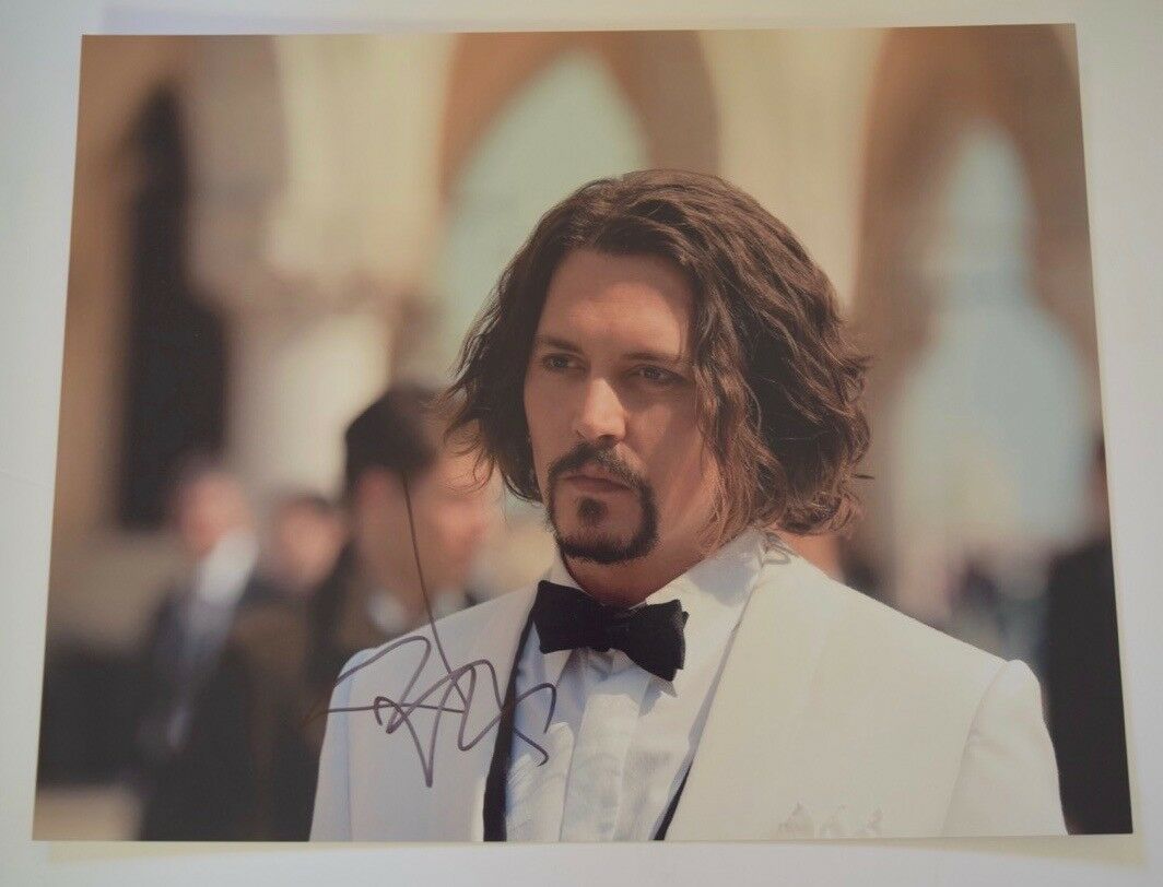 Johnny Depp Signed Autographed 11x14 Photo Pirates of the Caribbean COA ...