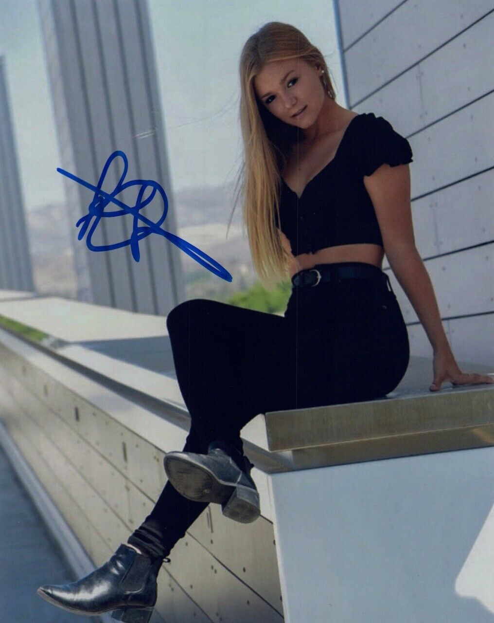 Katie Sigmond Signed Autographed 8x10 Photo COA | Autographia