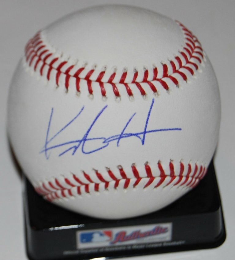 KESTON HIURA SIGNED OML MAJOR LEAGUE BASEBALL (MILWAUKEE BREWERS) *PROOF* W/COA  COLLECTIBLE MEMORABILIA