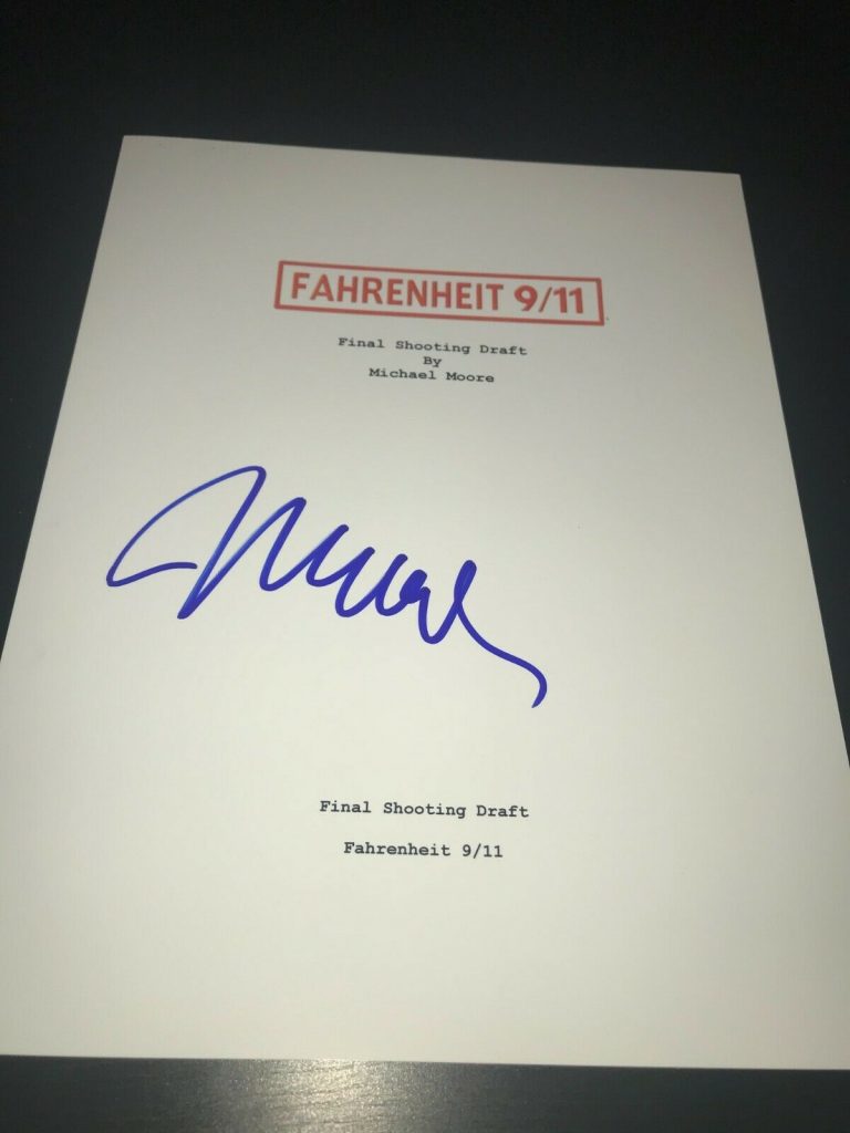 MICHAEL MOORE SIGNED AUTOGRAPH MOVIE SCRIPT FAHRENHEIT 911 IN PERSON AUTO COA COLLECTIBLE MEMORABILIA