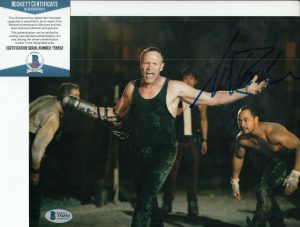 MICHAEL ROOKER SIGNED (THE WALKING DEAD) MERLE DIXON 8X10 PHOTO BECKETT T56552  COLLECTIBLE MEMORABILIA