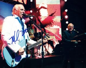 MICHAEL UTLEY MIKE SIGNED AUTOGRAPHED 8×10 PHOTO JIMMY BUFFETT CORAL REEFER BAND COLLECTIBLE MEMORABILIA