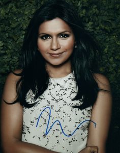 MINDY KALING AUTOGRAPHED SIGNED 8×10 PHOTO THE OFFICE COLLECTIBLE MEMORABILIA