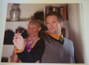 NEIL PATRICK HARRIS SIGNED AUTOGRAPHED 11×14 PHOTO HOW I MET YOUR MOTHER COA VD COLLECTIBLE MEMORABILIA