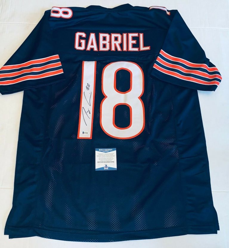 TAYLOR GABRIEL CHICAGO BEARS SIGNED JERSEY AUTOGRAPHED BECKETT WITNESSED COLLECTIBLE MEMORABILIA