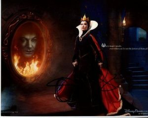 OLIVIA WILDE SIGNED AUTOGRAPHED DISNEY WICKED STEPMOTHER SNOW WHITE PHOTO COLLECTIBLE MEMORABILIA